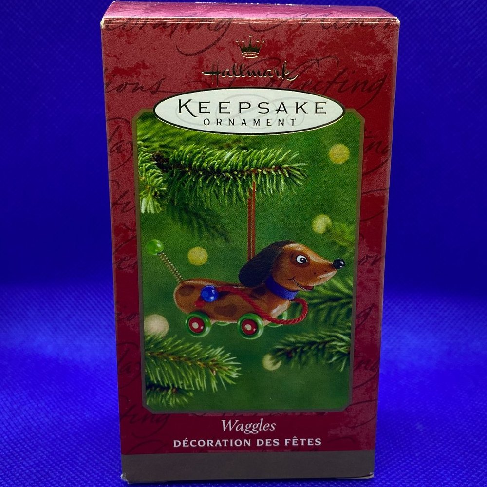 Hallmark Keepsake "Waggles" 2001